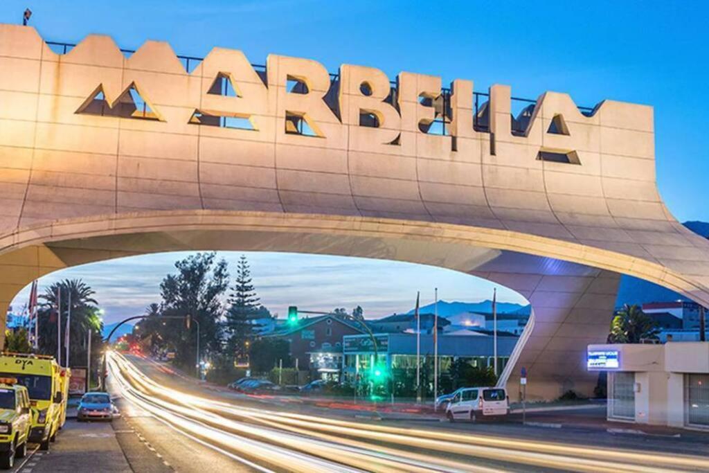 Oleholidays 535 Romana Playa Con Vistas Al Mar Marbella Kültér fotó